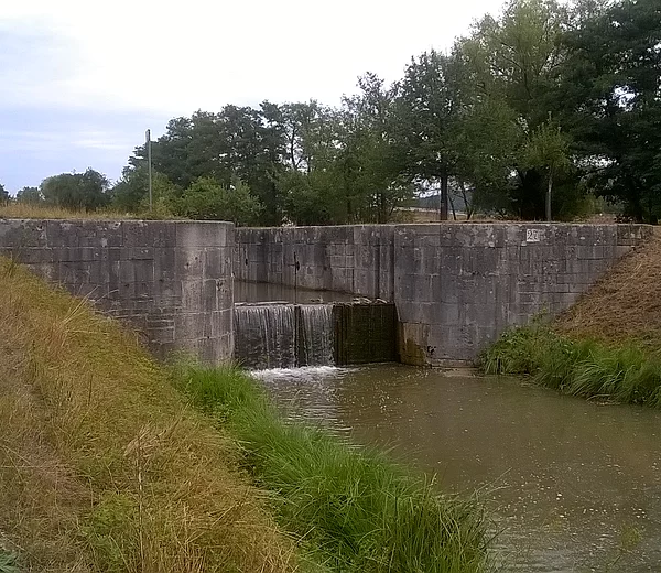 An Schleuse 27 bei Mühlhausen sind keine Schleusentore mehr vorhanden.