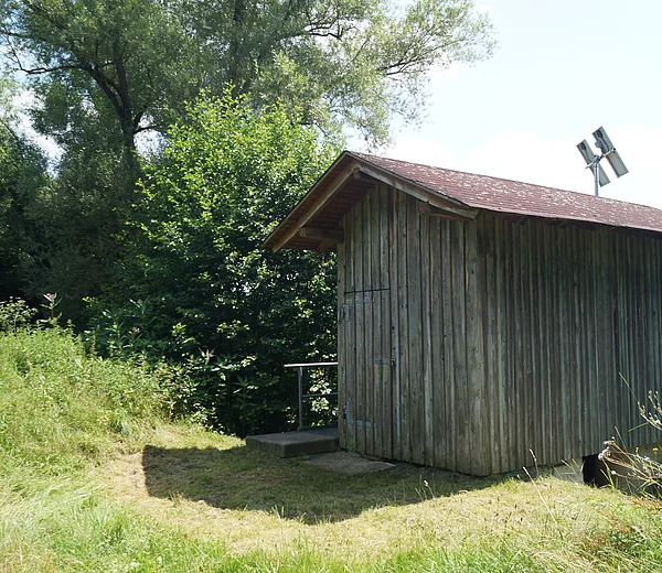 Hausheimer Leitgraben des LDM-Kanals, Schuetzenhaus
