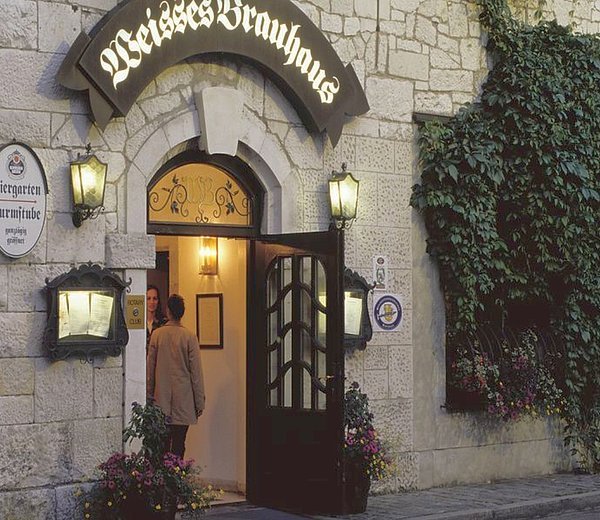 Das Weisse Bräuhaus Kelheim findet ihr in der Altstadt von Kelheim.