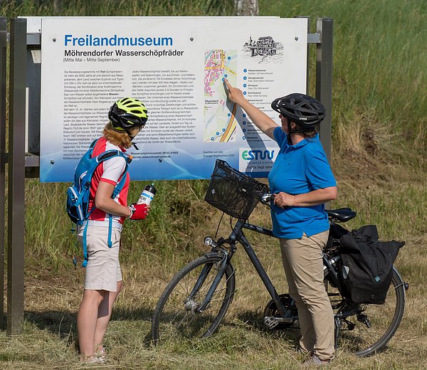 Infotafel Wasserschöpfräder bei Möhrendorf. Foto: Markus Hammerich/Frankentourismus